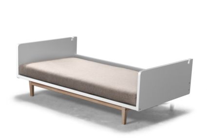 Диван Арско Двалин трехместный бежевый Длина 205 см